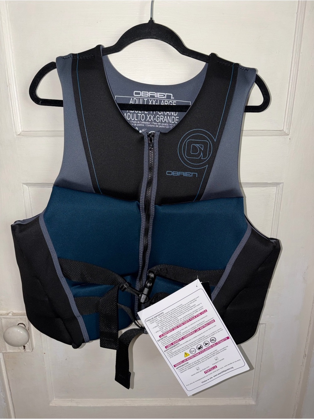 New O’Brien men’s life jacket size